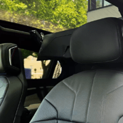 BMW 760i xDrive - Image 10