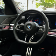 BMW 760i xDrive - Image 8