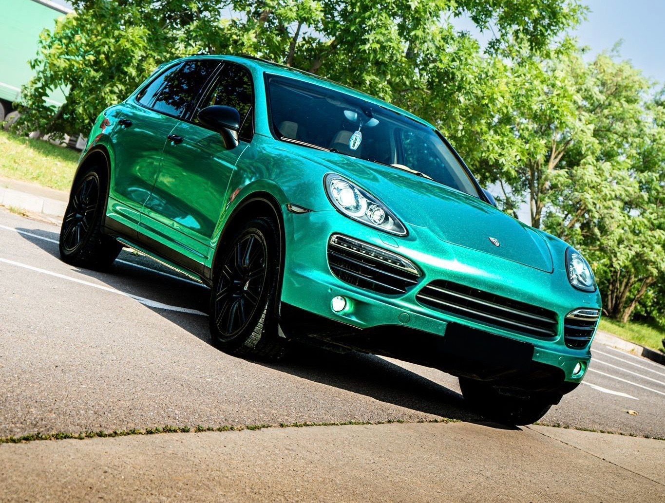 Porsche Cayenne- 245 HP - Lux, performanță și eleganță